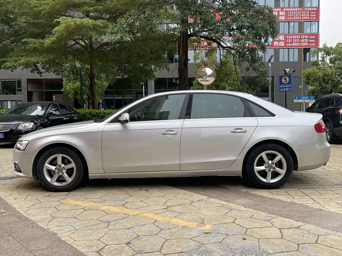 Audi A4L 2013 35 TFSI Automatic Standard фото 3