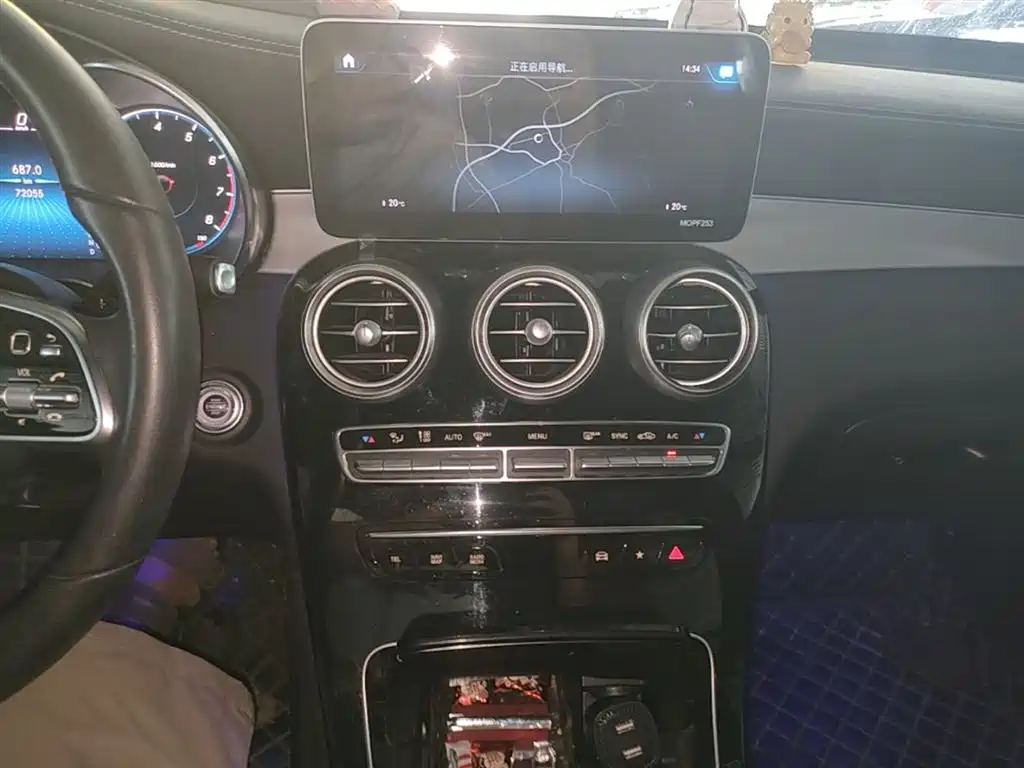 Mercedes-Benz GLC 2020 Facelift GLC 260 L 4MATIC Luxury фото 13