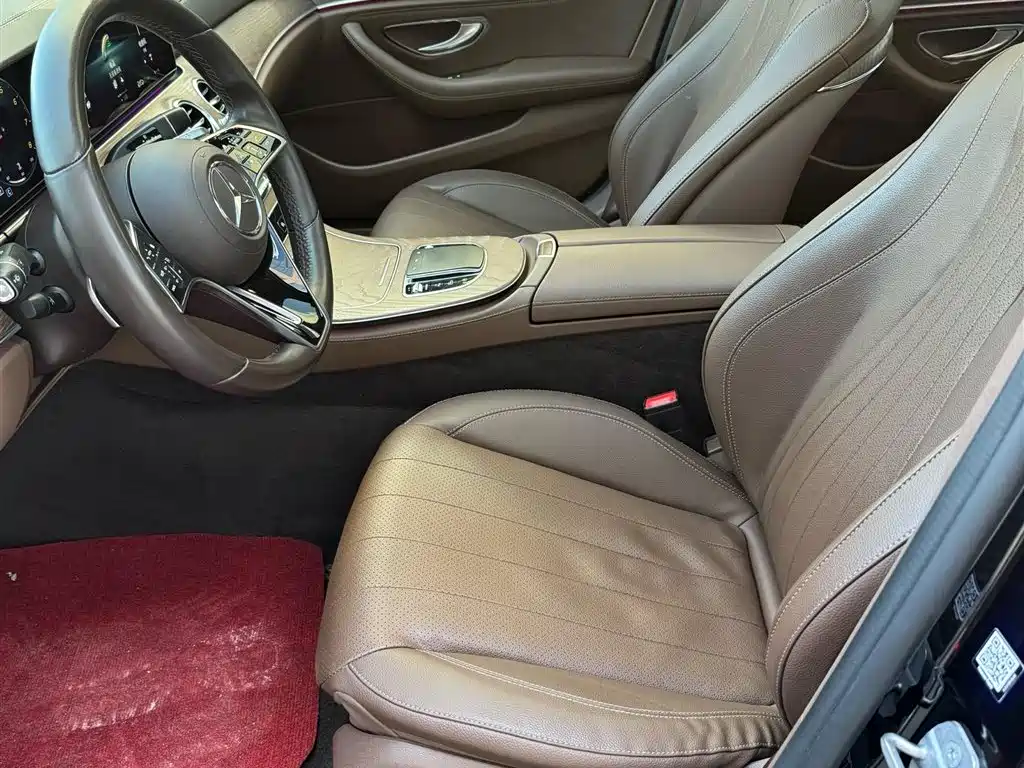 Mercedes-Benz E-Class 2021 E 300 L Fashion фото 14