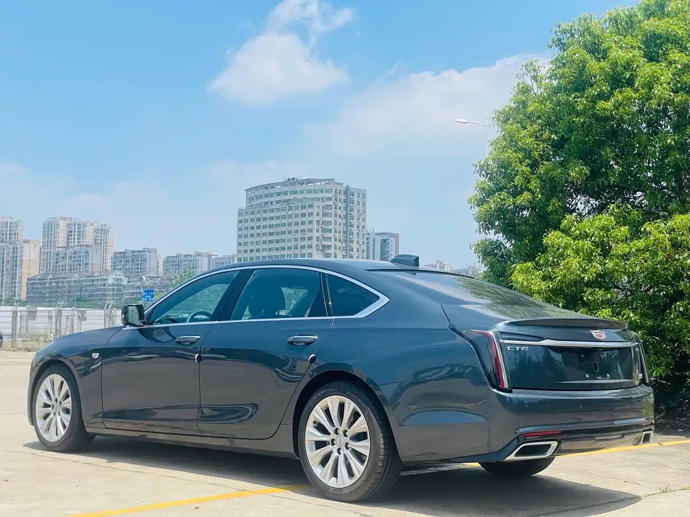 Cadillac CT6 2023 28T Platinum Model фото 9