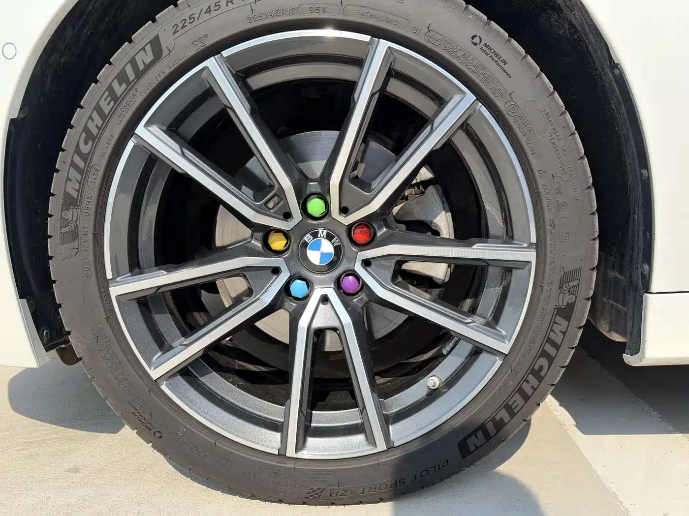 BMW 3 Series 2025 325Li M Sport Package фото 14