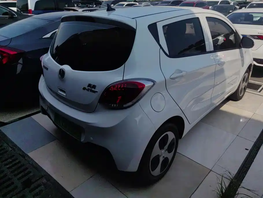 Changan Benben E-Star 2021 2021 National Edition Heartjoy LFP (31.95kWh)
