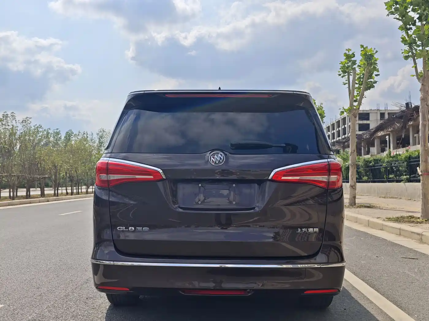 Buick GL8 2017 ES 28T Luxury China V фото 5