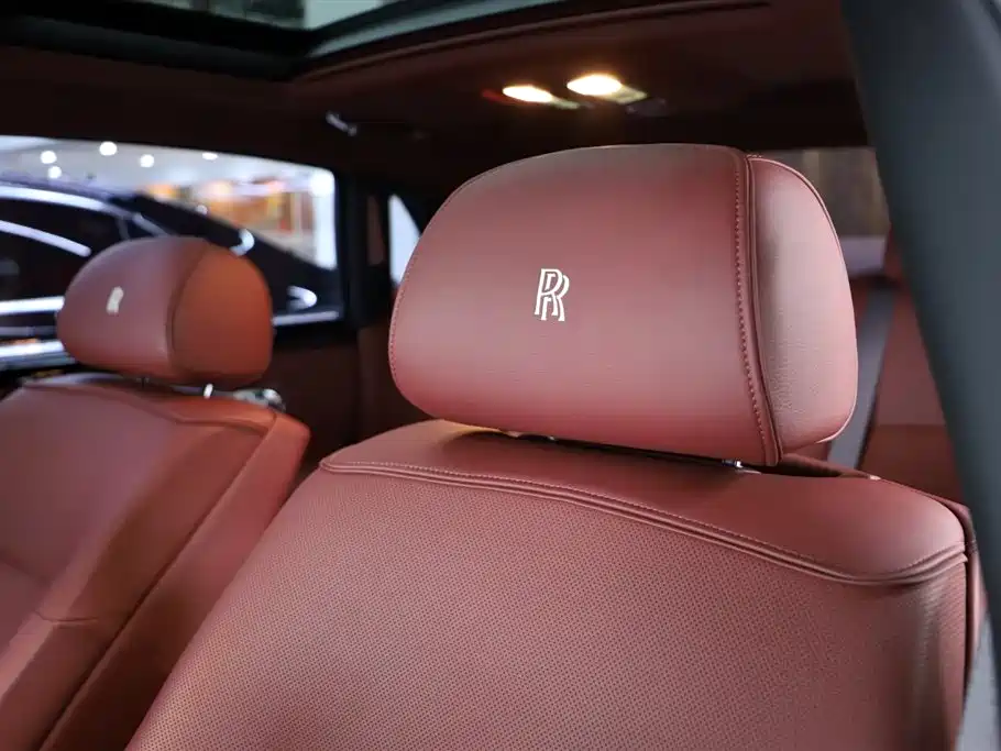 Фото 19 - Rolls-Royce Ghost