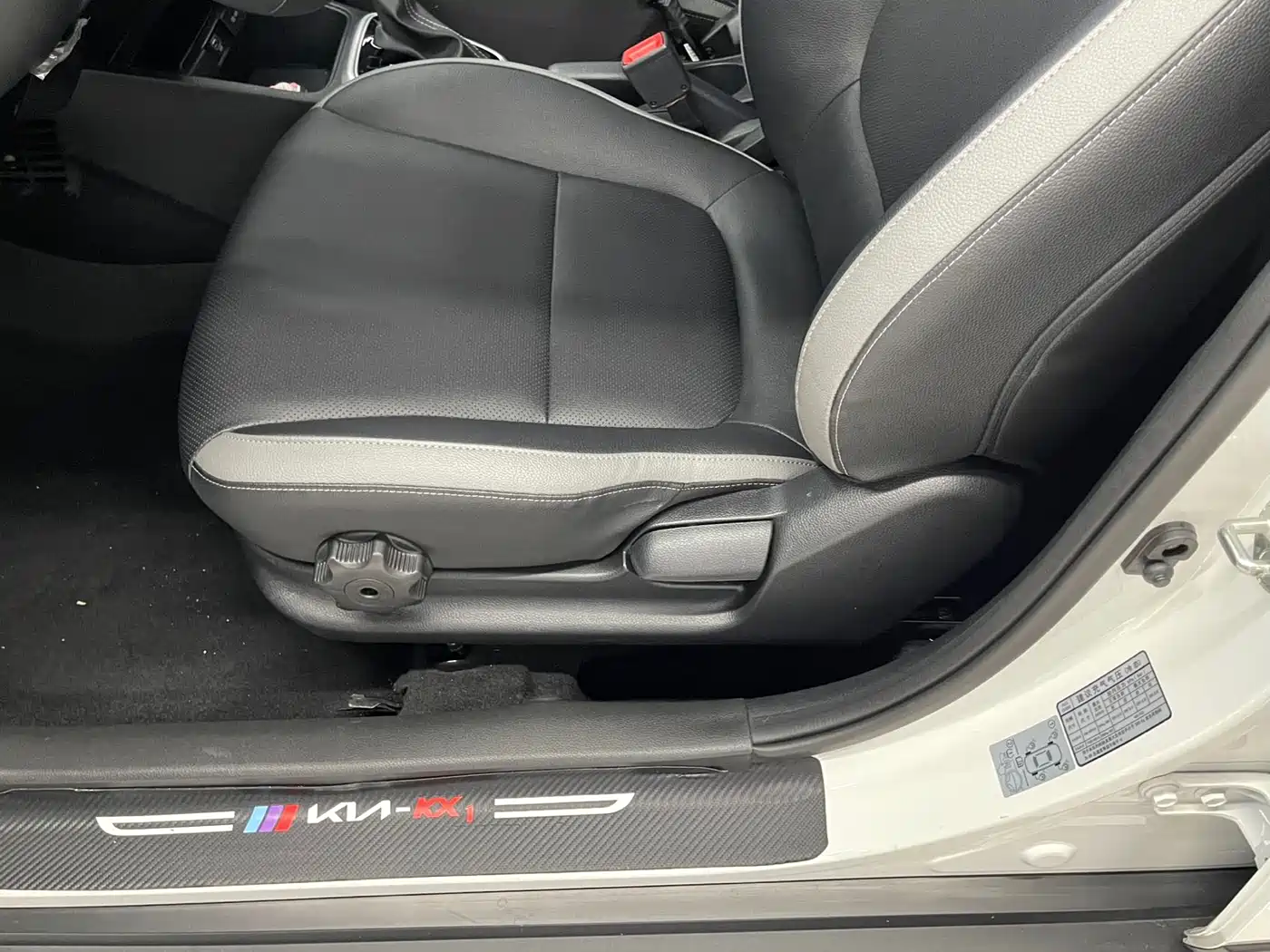 Kia KX1 2021 1.4L CVT Sunroof Version фото 9
