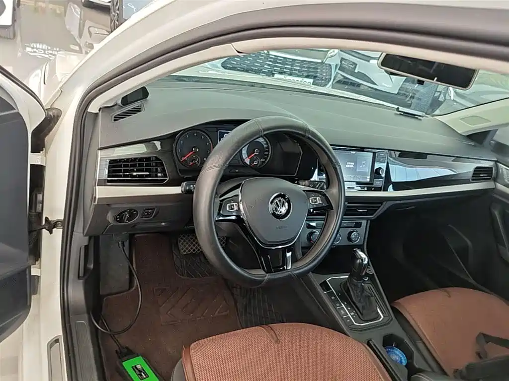 Volkswagen Lavida 2018 Hatchback 280TSI DSG Comfort Edition China V фото 11
