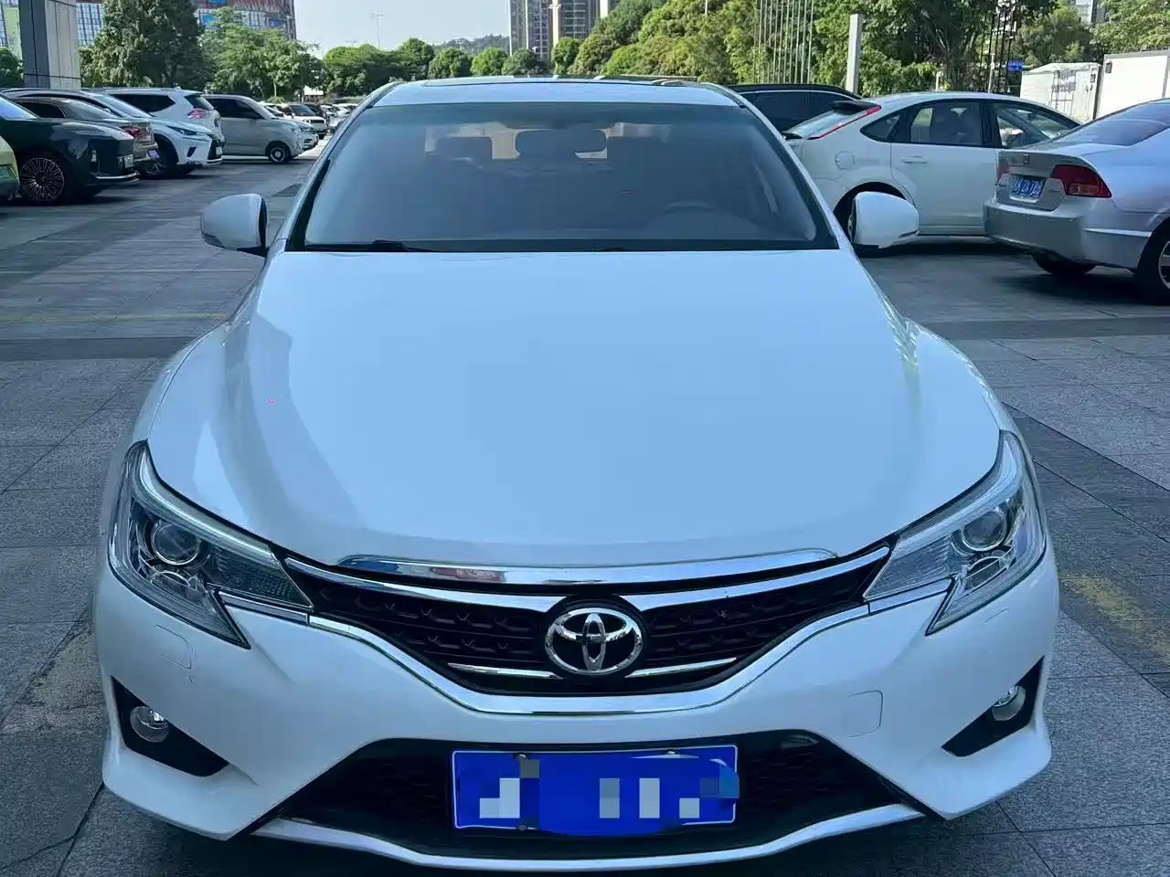 Toyota Reiz 2013 2.5V Premium Edition фото 4