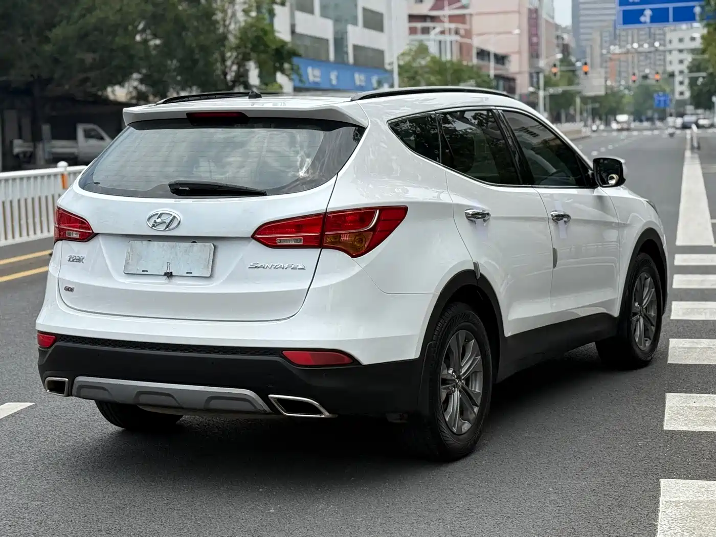 Hyundai Santa Fe 2015 2.4L Automatic 2WD Smart 5-seater фото 7
