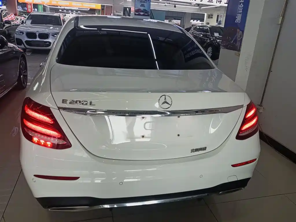 Mercedes-Benz E-Class 2016 E 200 L Sport Type фото 4