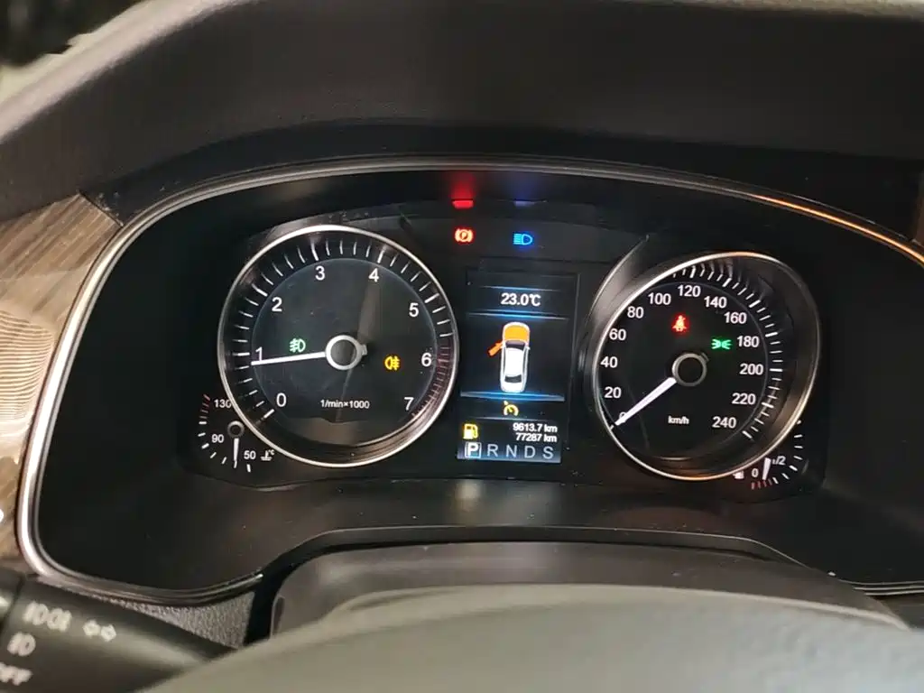 Hongqi H7 2021 2021 1.8T Official Version