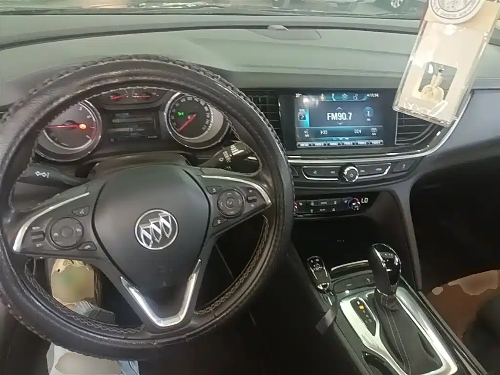 Buick Regal 2019 Facelift 20T Luxury Model China VI фото 10
