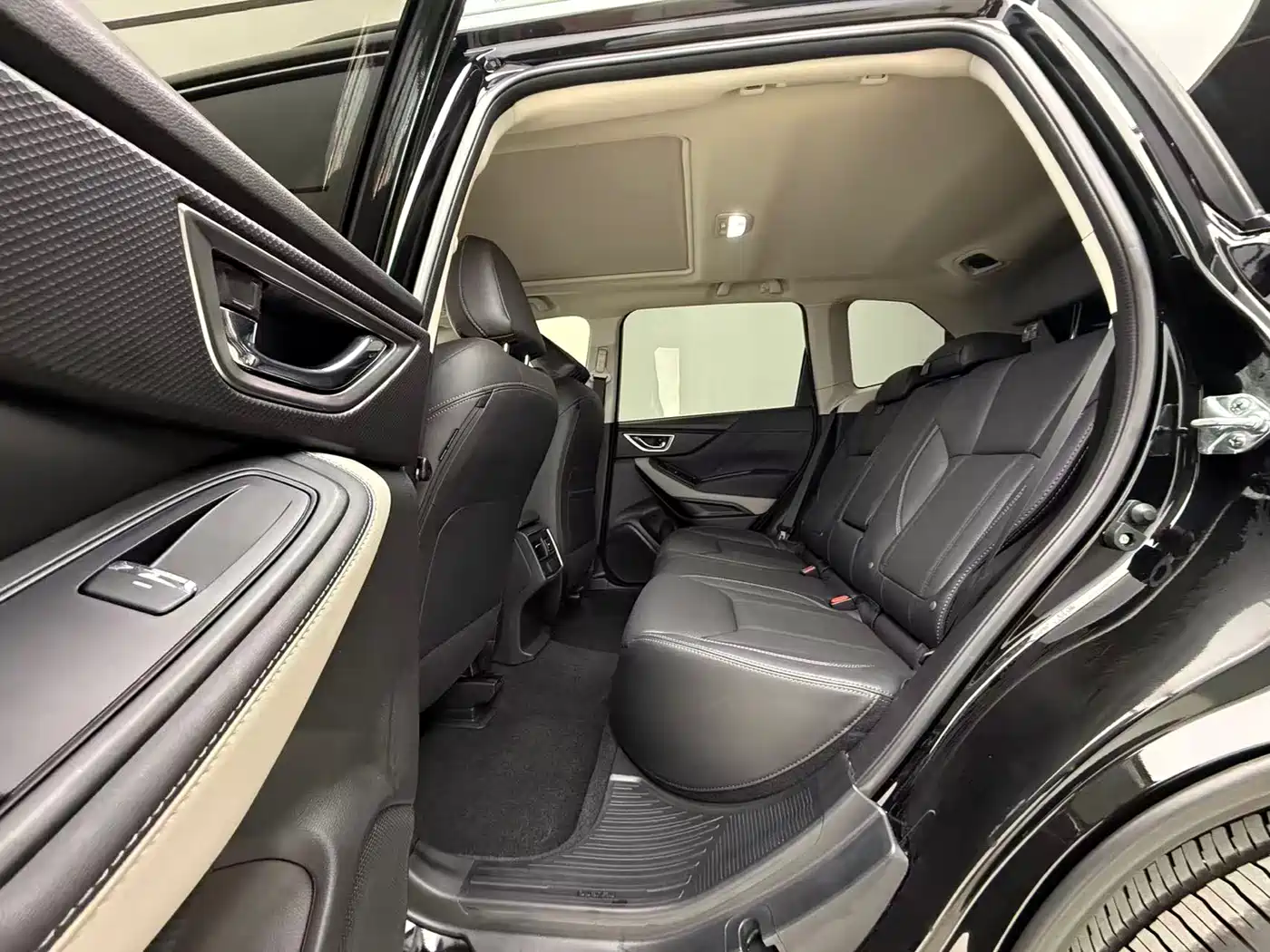 Subaru Forester 2022 2.0i AWD Luxury Edition with EyeSight фото 23