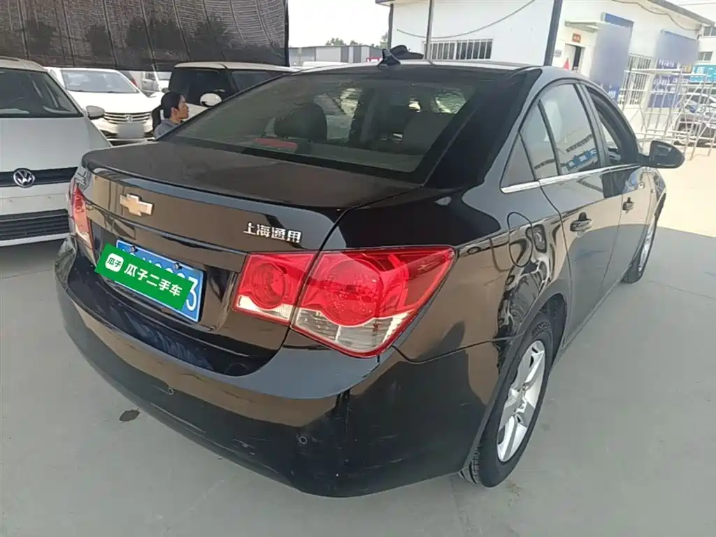 Chevrolet Cruze 2014 1.6L SL Million Commemorative Edition AT фото 7