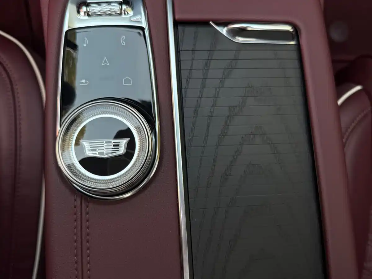 Cadillac CT6 2023 28T Platinum Model фото 8