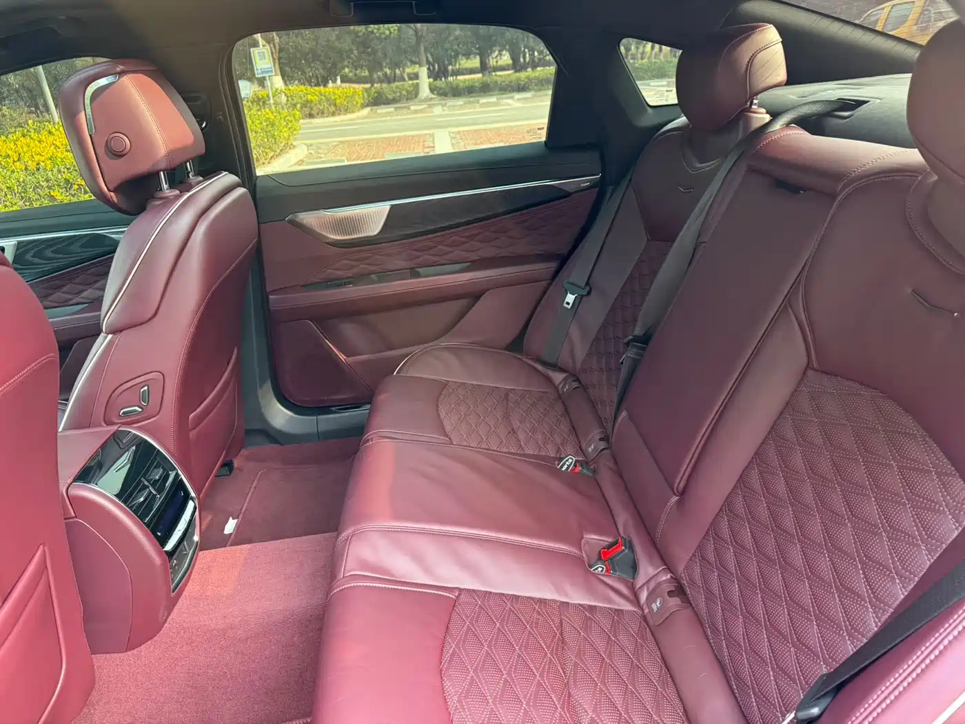 Cadillac CT6 2023 28T Platinum Model фото 17