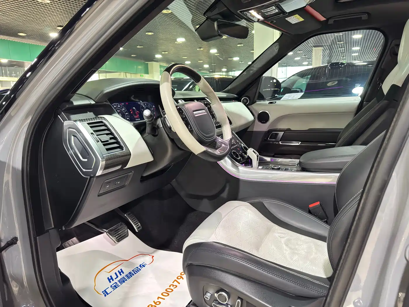 Land Rover Range Rover Sport 2022 Model 5.0 SC V8 SVR Peak Collector's Edition фото 5