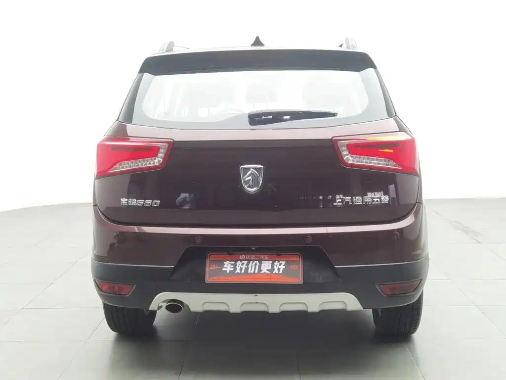 Фото 4 - Baojun 560