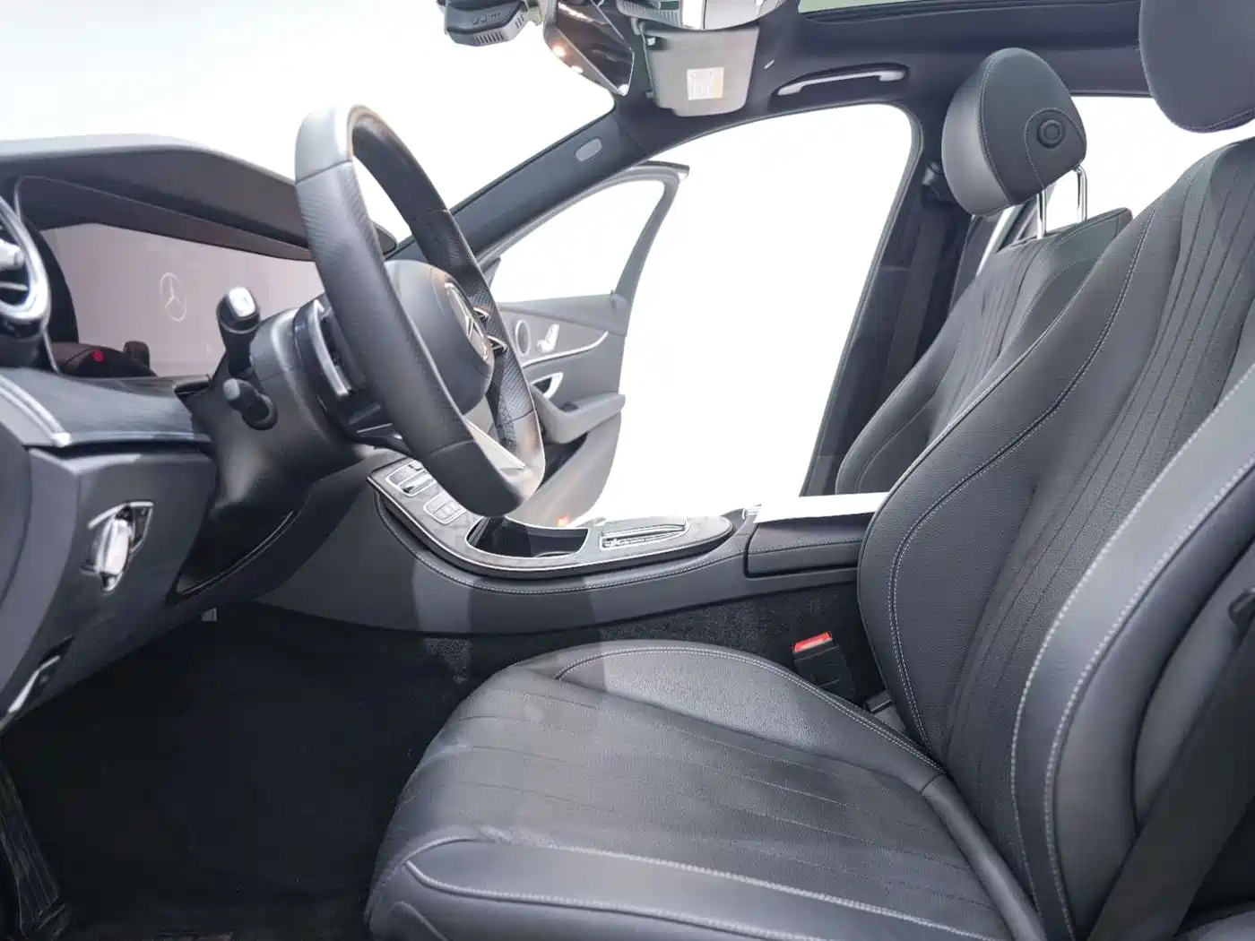Mercedes-Benz E-Class (Import) 2021 E 260 Fashion Sport Edition фото 25