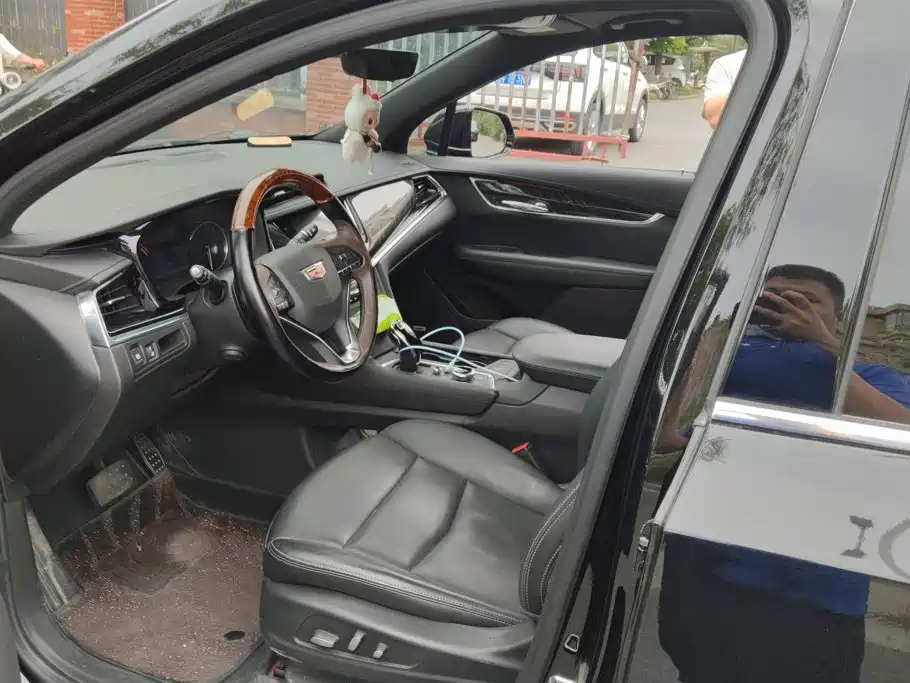 Cadillac XT6 2023 2022 2.0T 6-Seater 4WD Luxury Edition