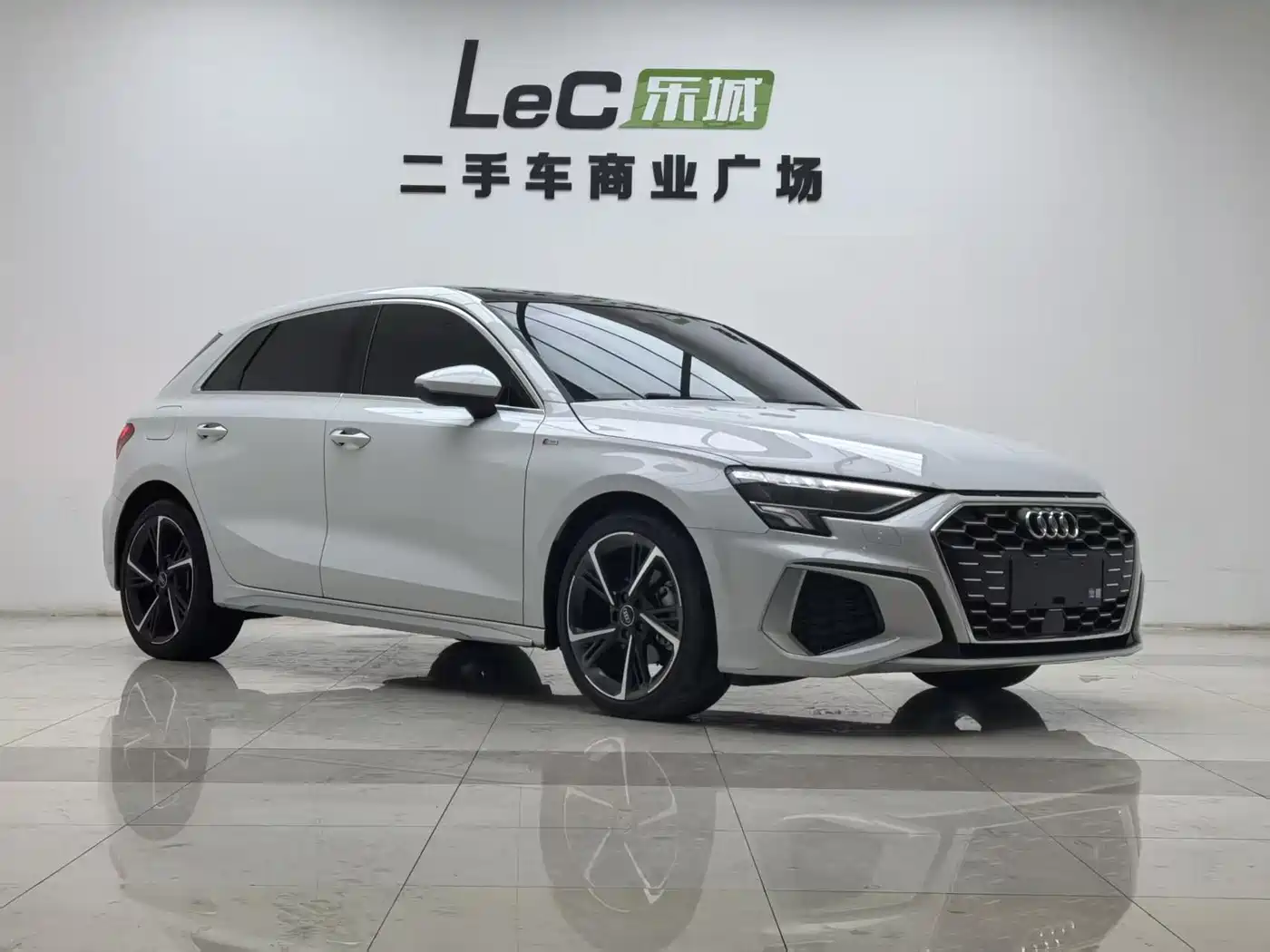 Audi A3 2024 Model Sportback 35 TFSI Fashion Sport фото 4
