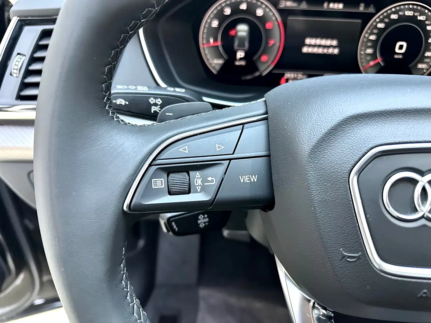 Audi Q5L 2022 40T Luxury Dynamic фото 14