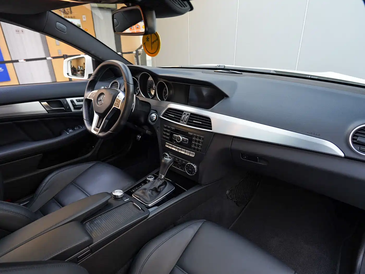 Mercedes-Benz C-Class AMG 2012 AMG C 63 Coupe Dynamic фото 8