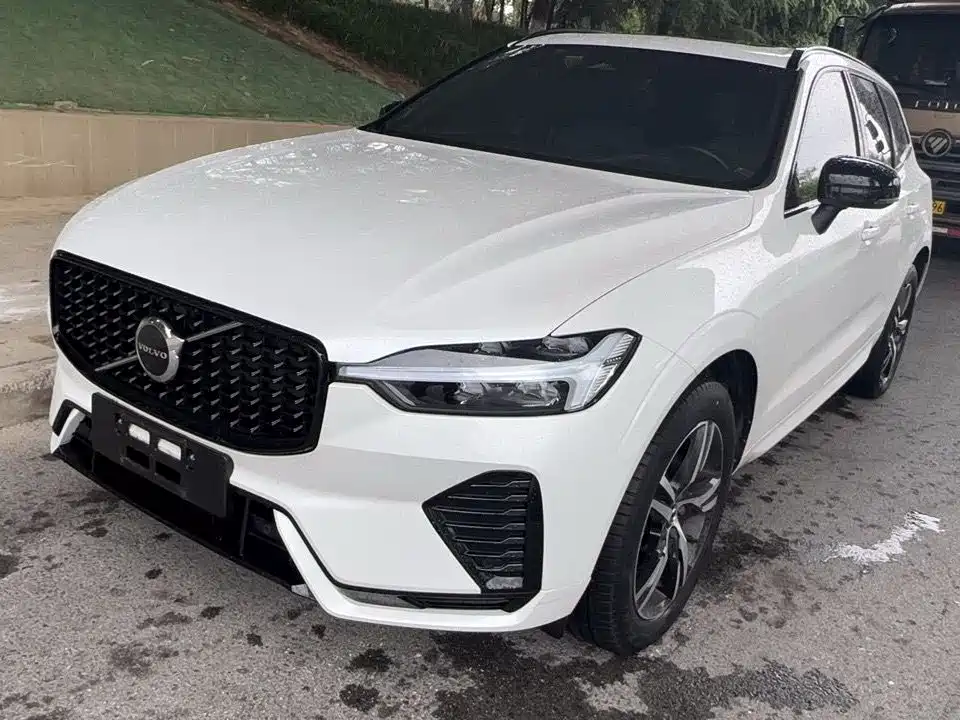Volvo XC60 2025 2022 B5 AWD Zhiyuan Sport Edition