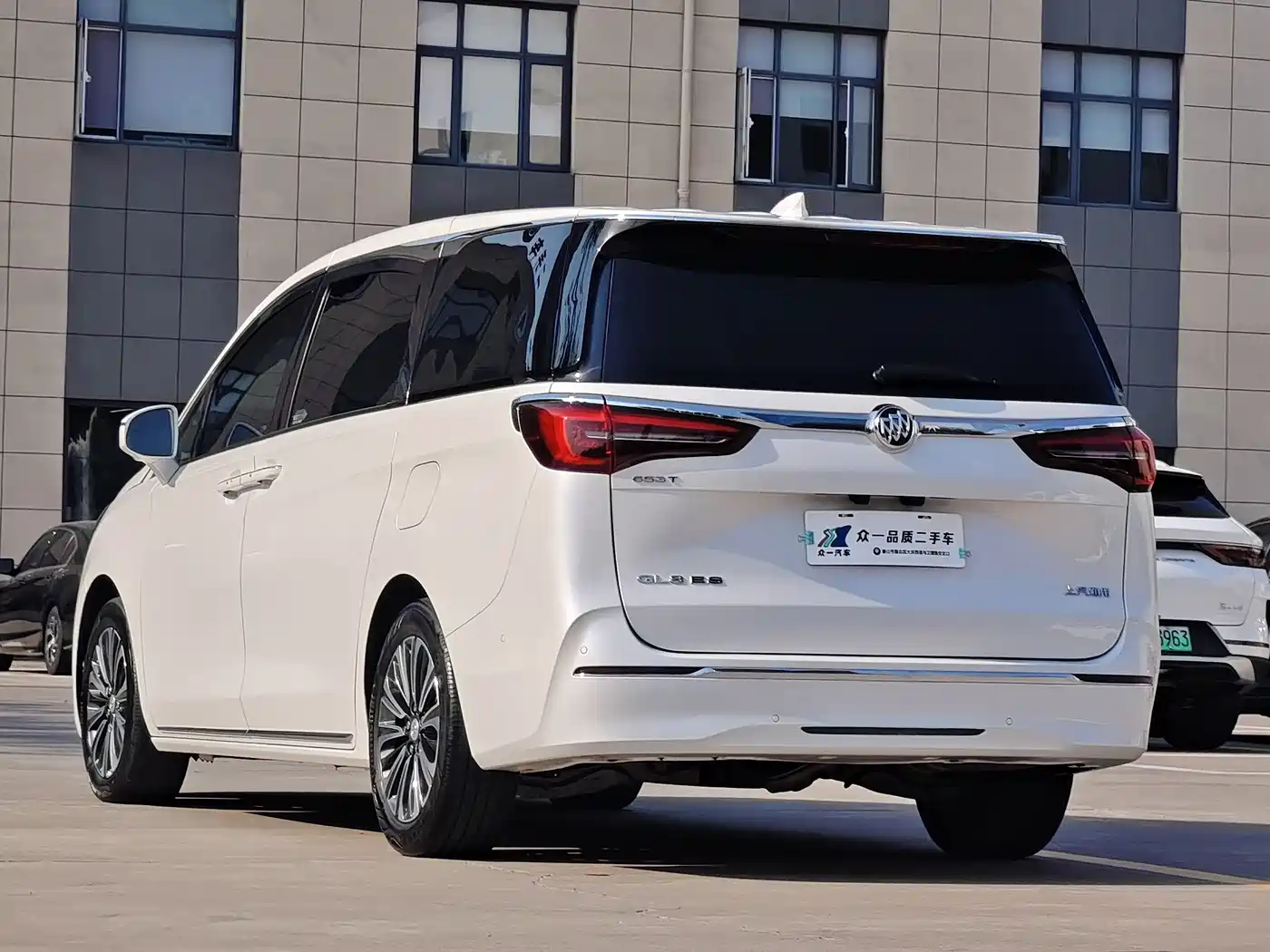 Buick GL8 2023 ES Landmaster Flagship фото 5