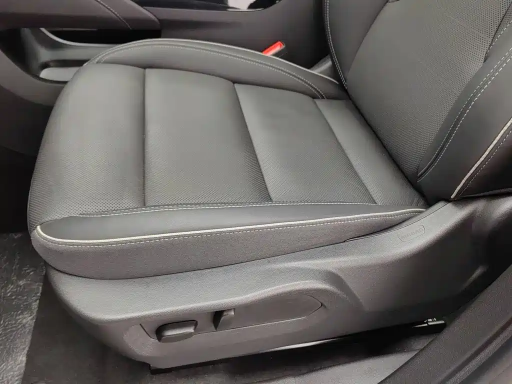 Buick Envision Plus 2025 2025 Enclave Plus 28T 2WD Platinum Edition