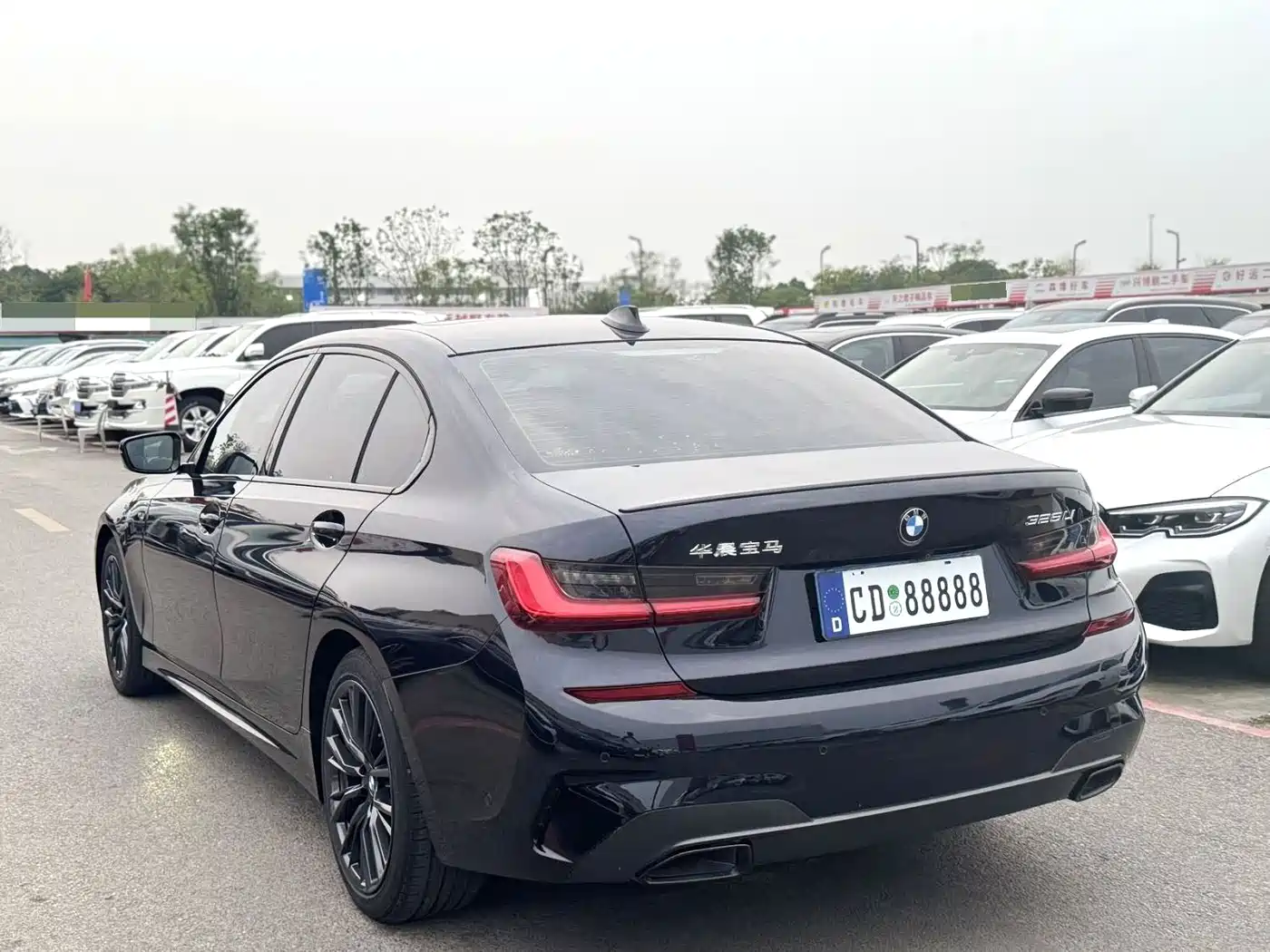 BMW 3 Series 2021 325Li M Sport Night Edition фото 9