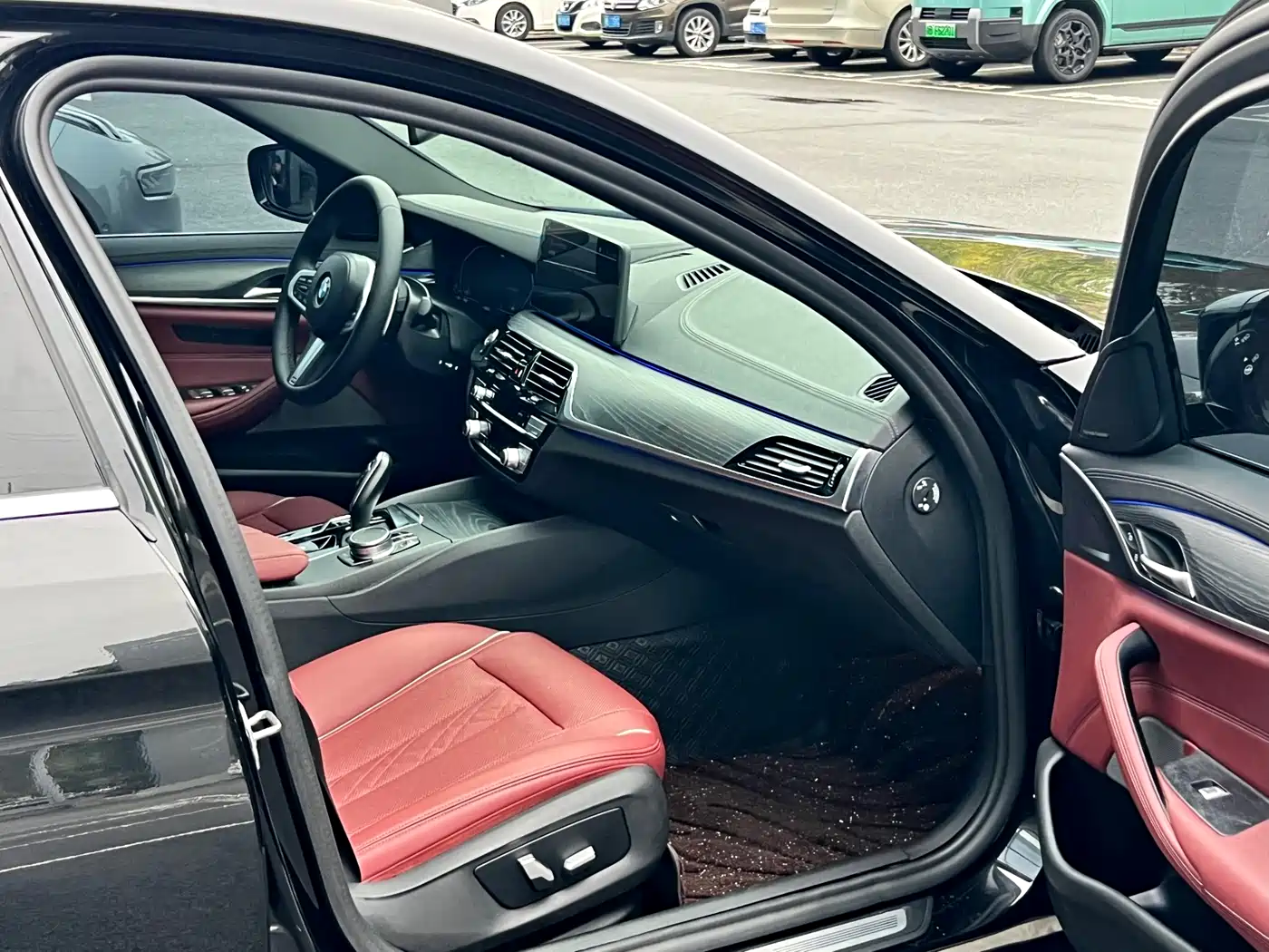 BMW 5 Series 2022 530Li Leading M Sport Package фото 9