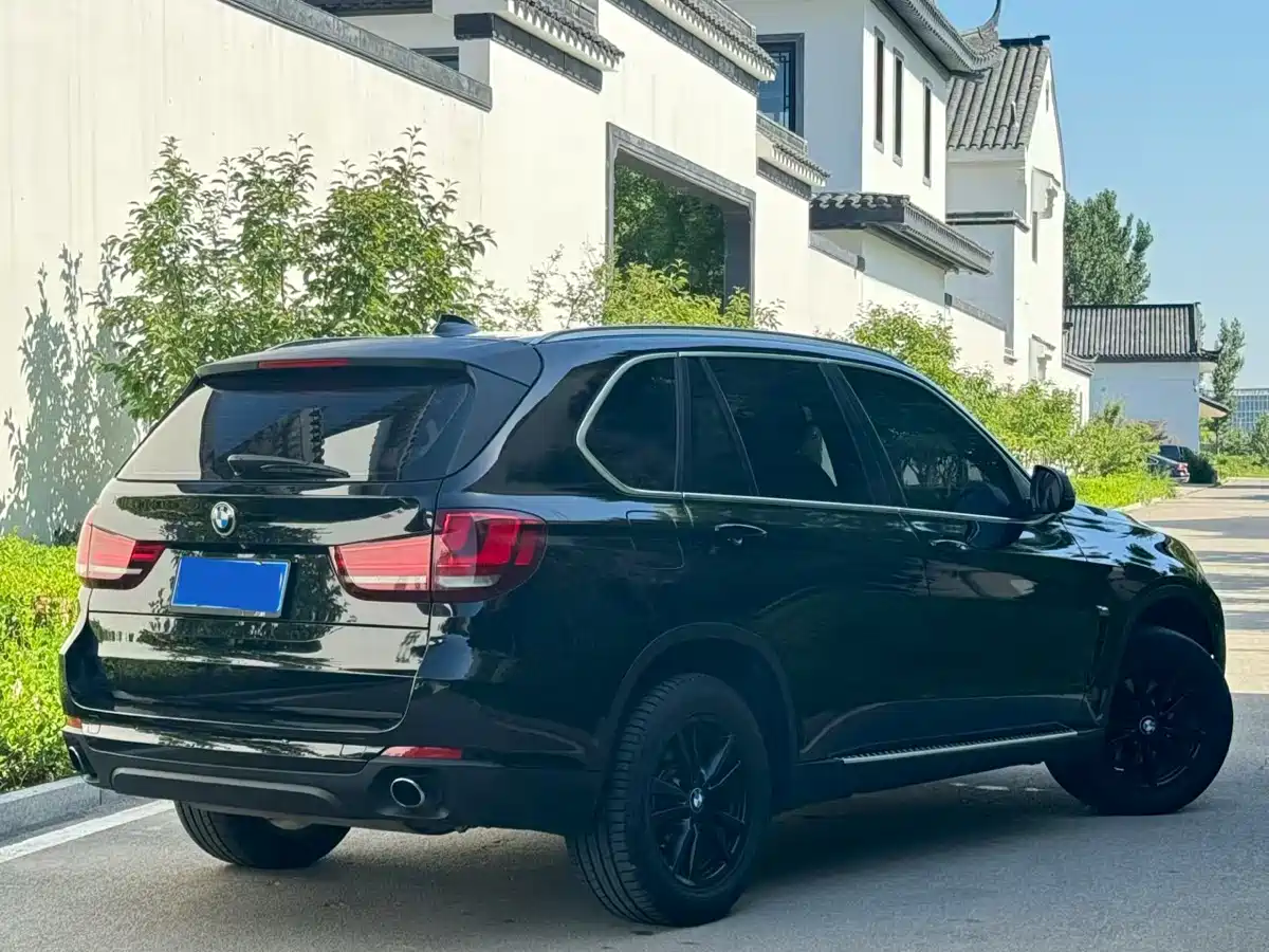 BMW X5 (Import) фото 9