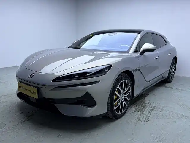 Denza Z9 2024 Model 1100km AWD Max Edition