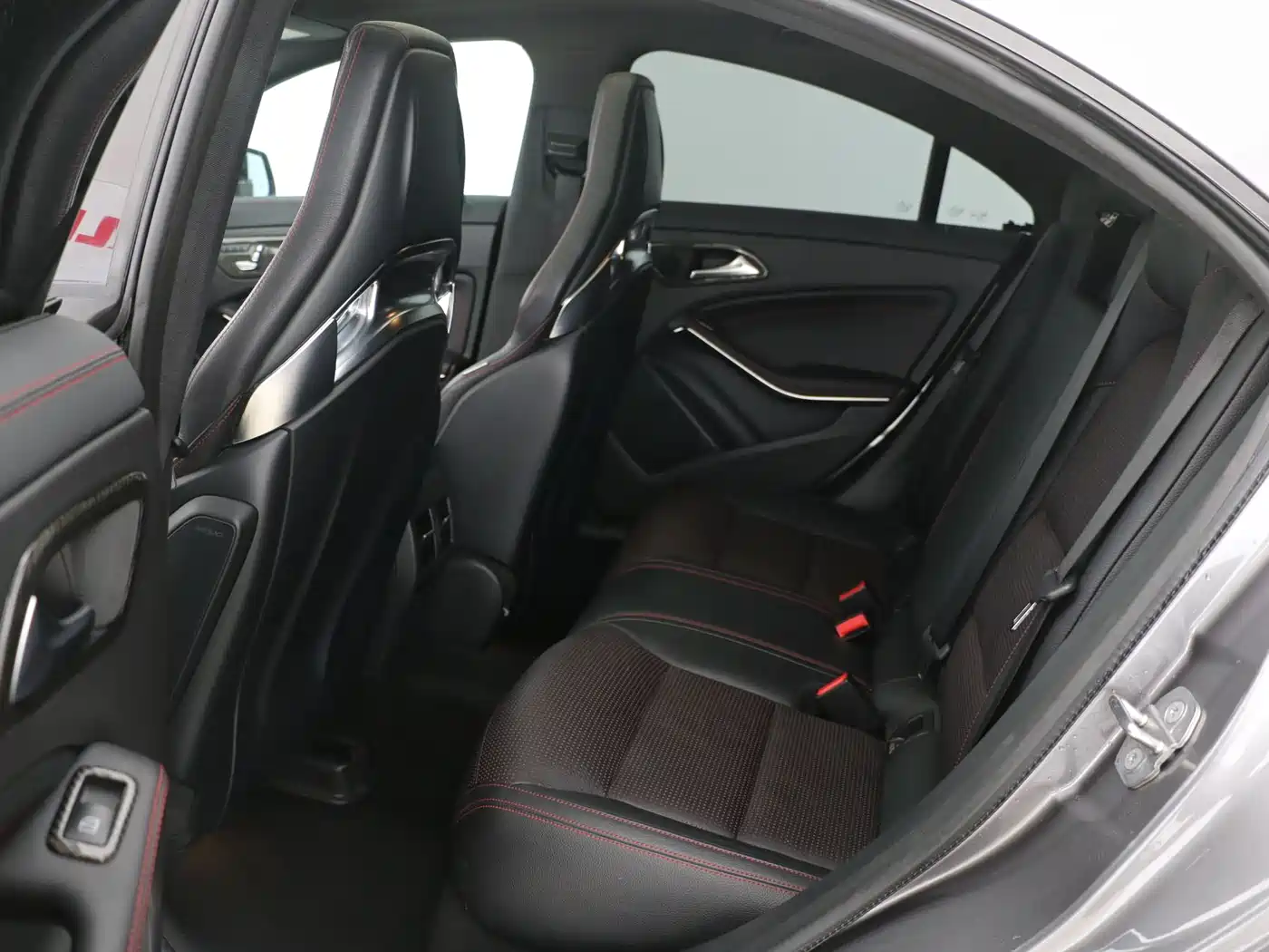 Mercedes-Benz CLA AMG 2017 Facelift AMG CLA 45 4MATIC фото 10