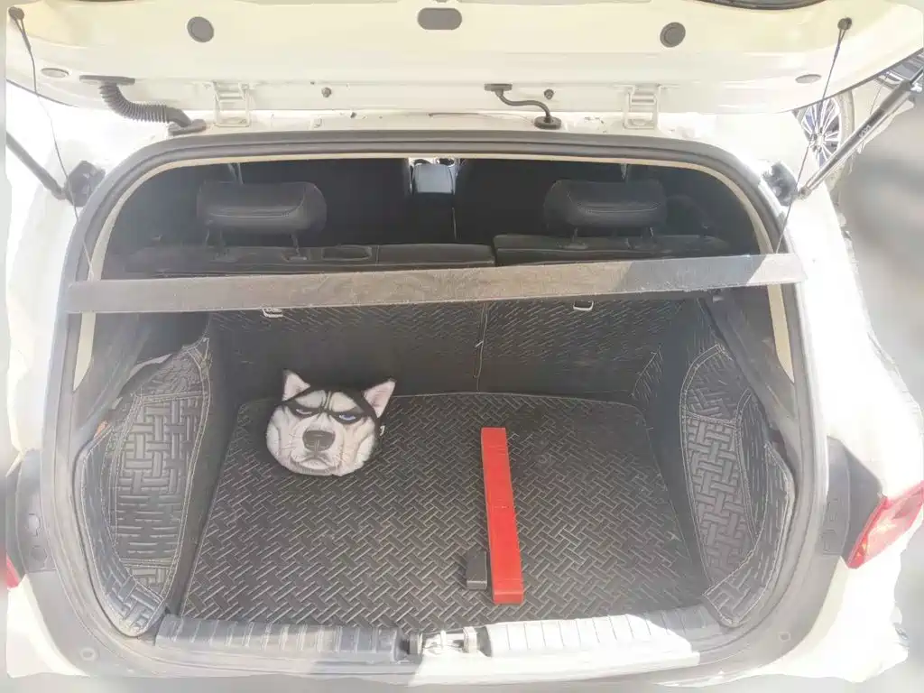 Photo 5 - Kia KX1
