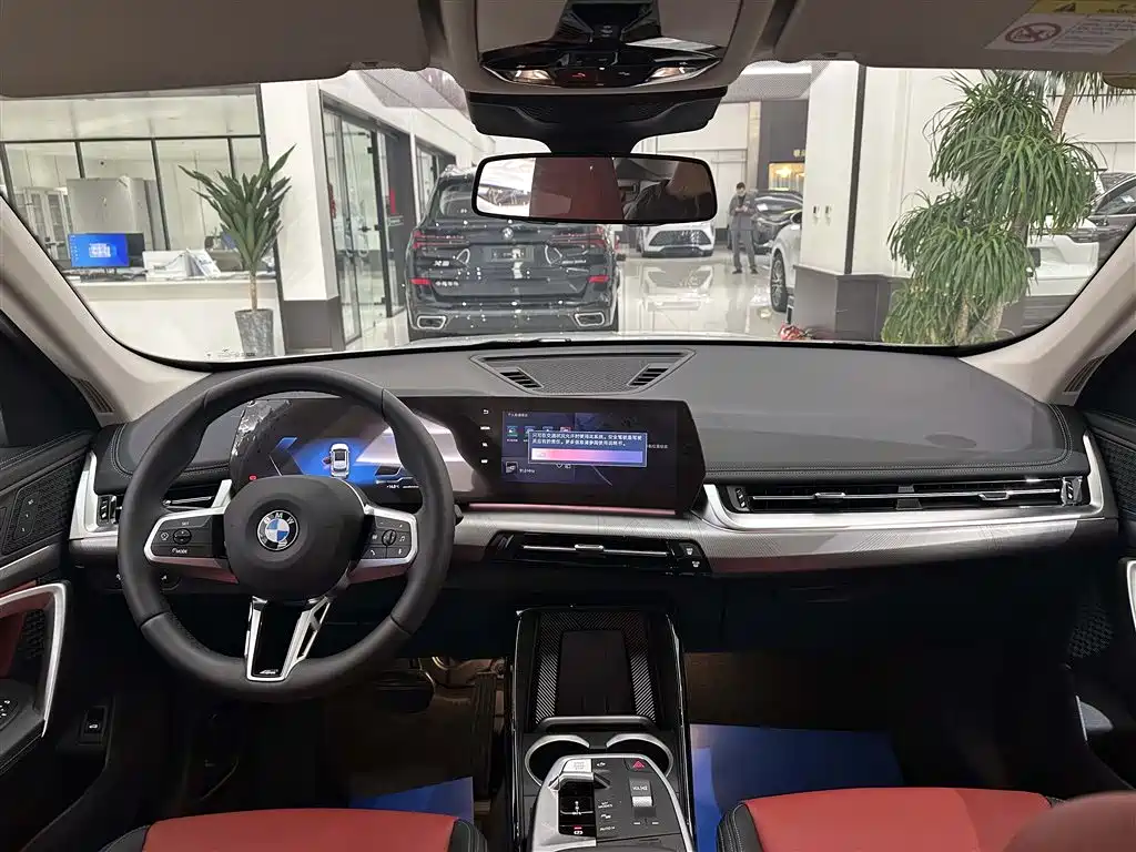 BMW X1 2023 sDrive25Li M Sport Package фото 12