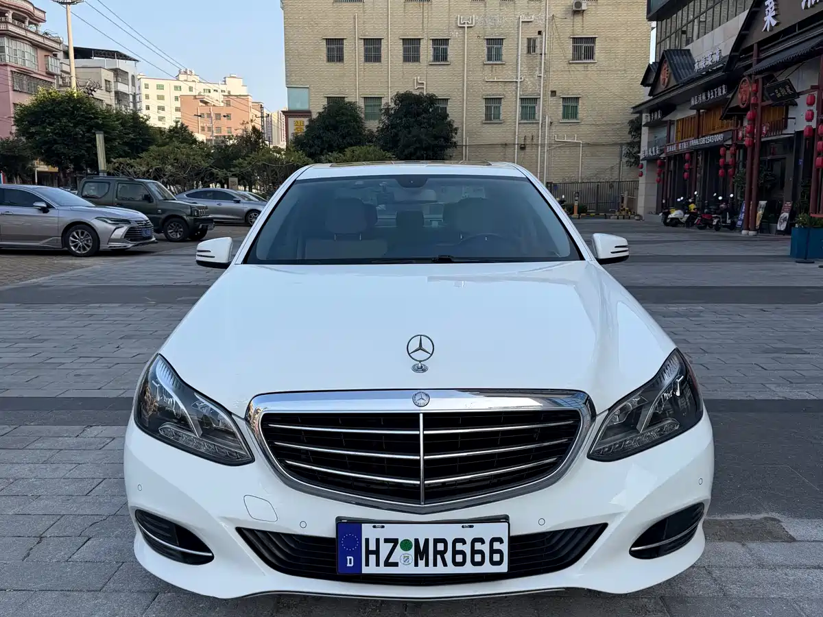 Mercedes-Benz E-Class 2015 E 200 L фото 2