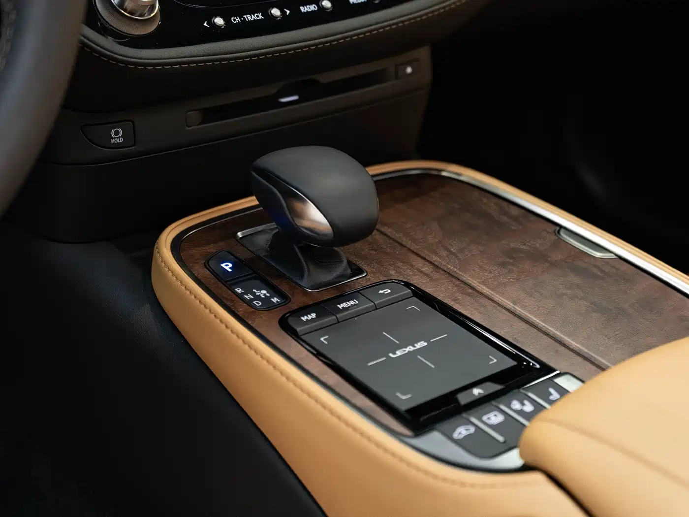 Lexus LS 2021 500h Excellence Edition фото 15