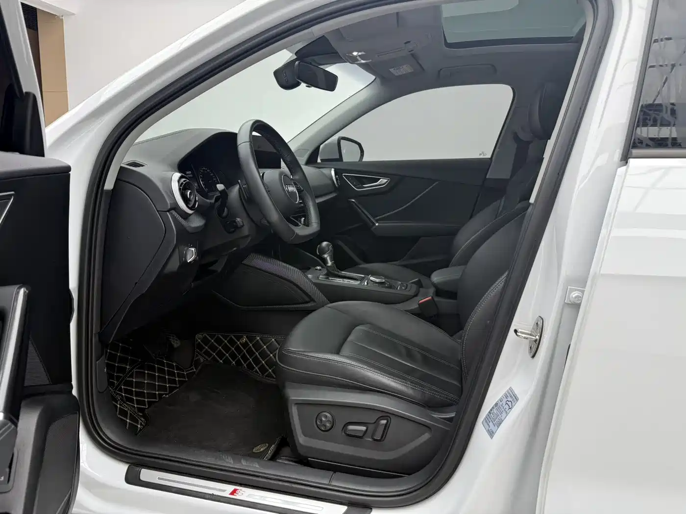 Audi Q2L 2022 35 TFSI Fashion Dynamic фото 9