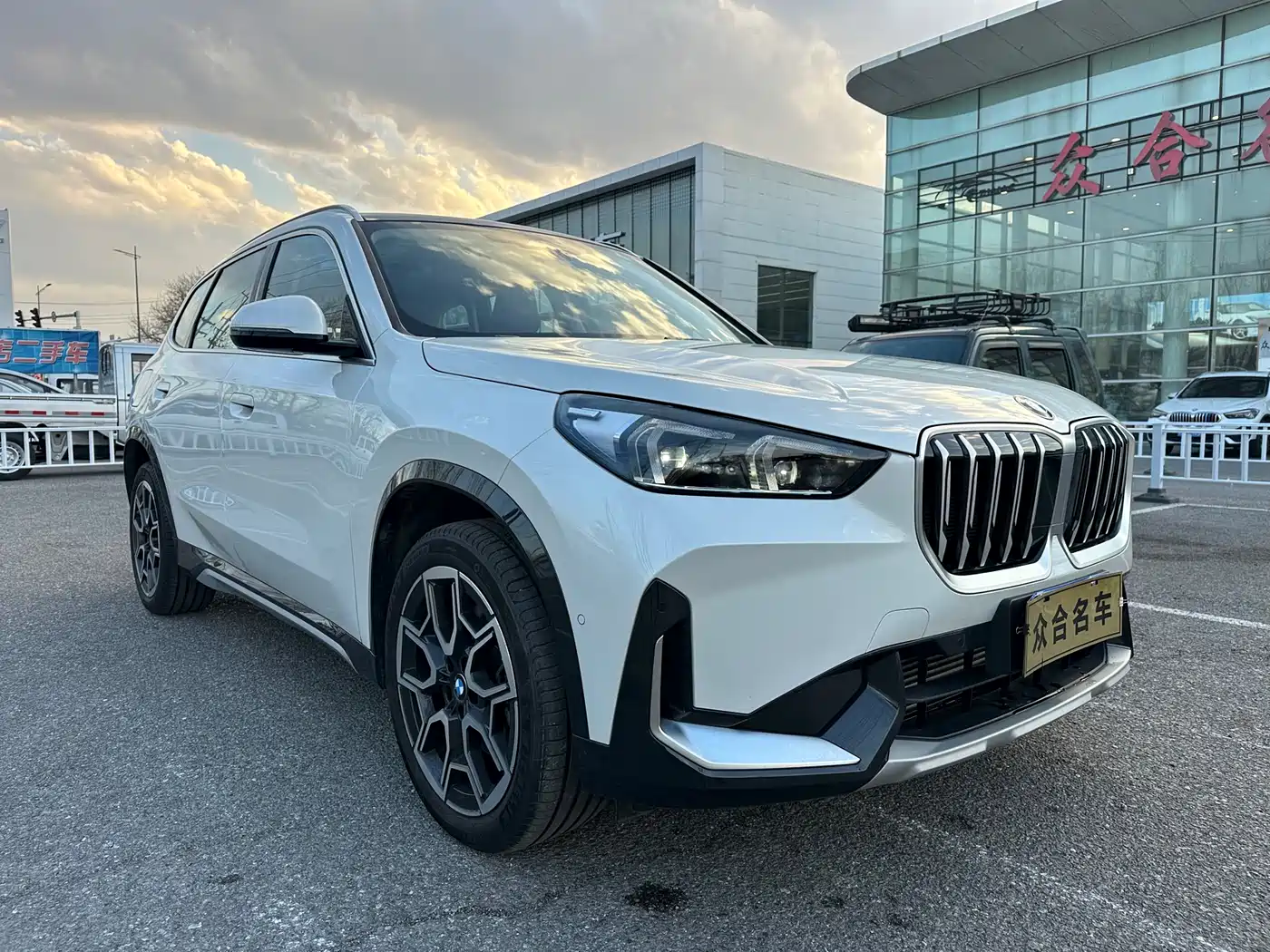 BMW X1 2024 sDrive25Li X Design Package фото 3