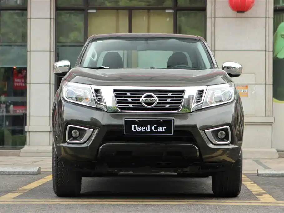 Nissan Navara 2017 Model 2.5L Automatic 4WD Luxury QR25 фото 2