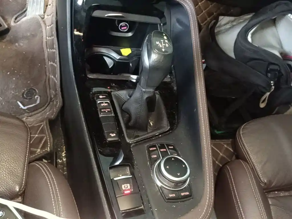 BMW X1 2019 xDrive20Li Premium Model фото 14