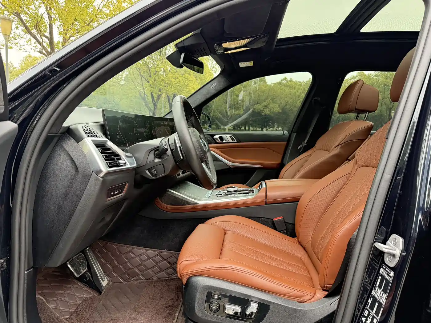 BMW X7 2024 xDrive40i Exclusive M Sport Package фото 10