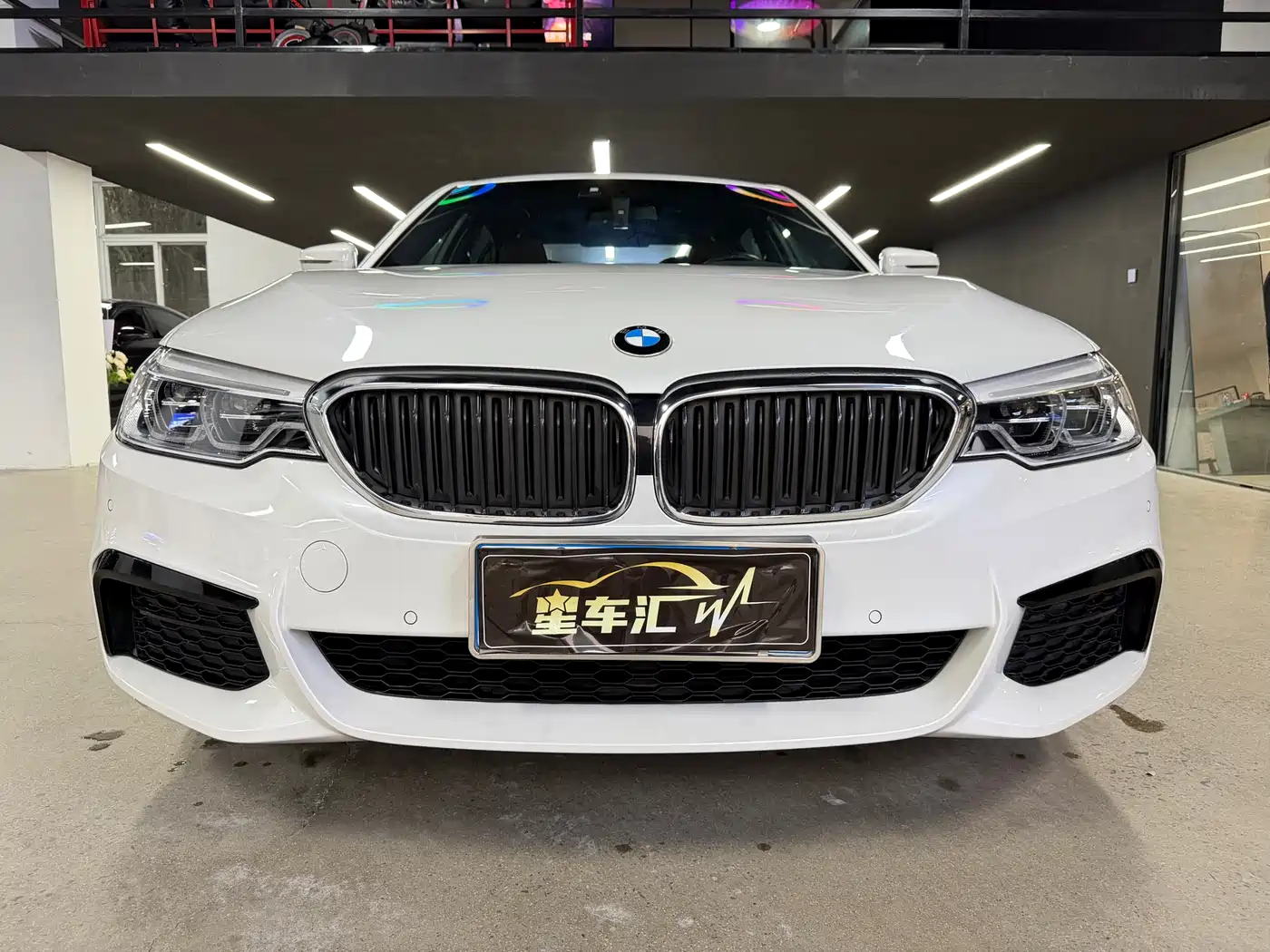 BMW 5 Series 2020 530Li Leading M Sport Package фото 2