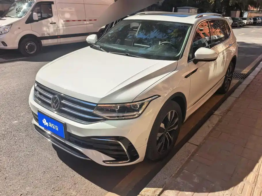 Volkswagen Tiguan L 2026 2025 330TSI Automatic 2WD R-Line Dragon Glory Edition