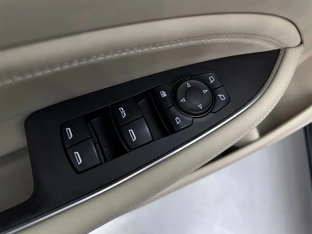 Buick Regal 2020 552T Elite фото 25