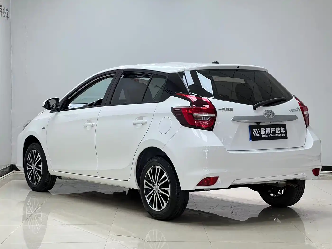 Toyota Vios FS 2021 1.5L CVT Fengchi Edition фото 4