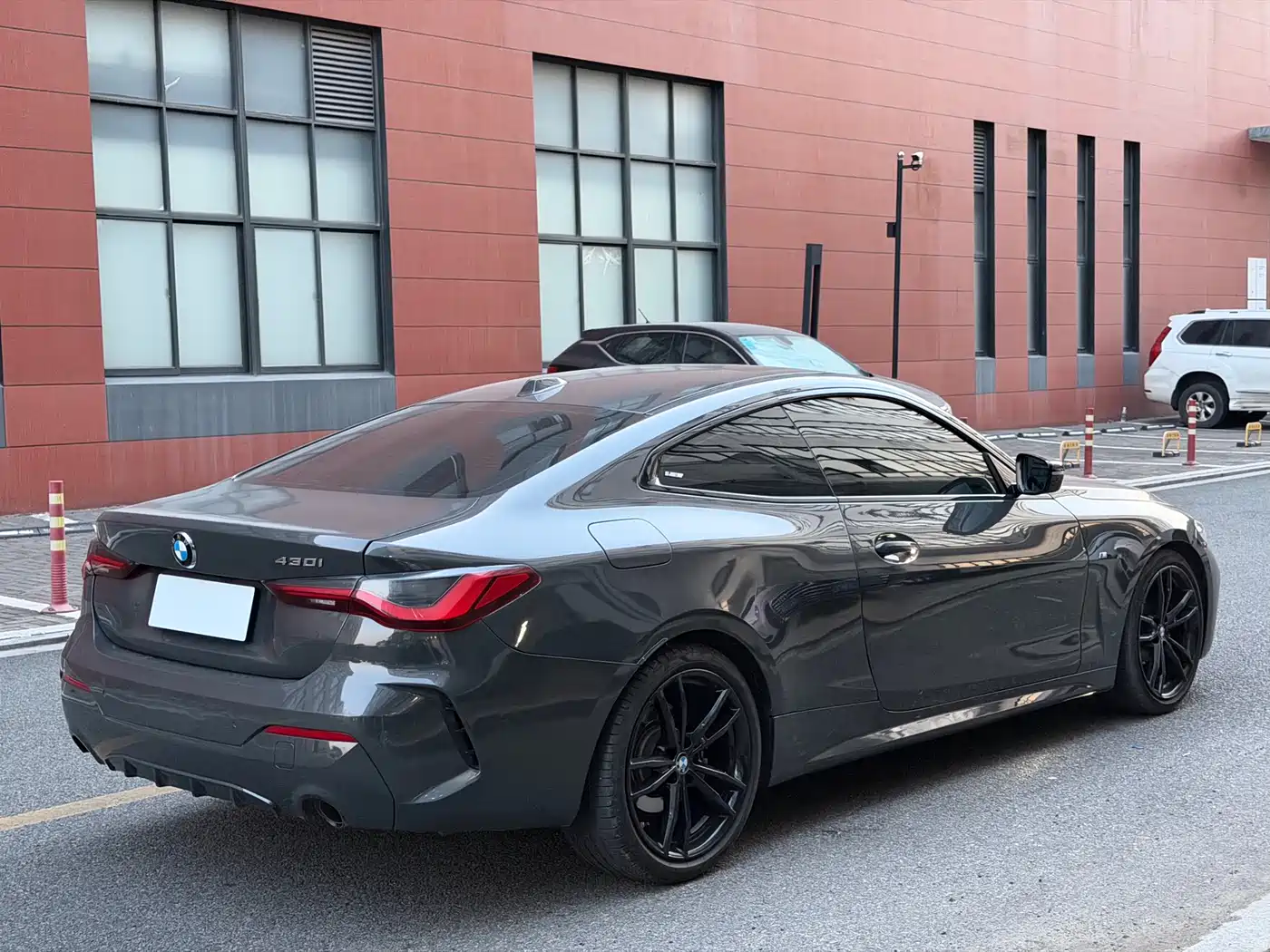 BMW 4 Series 2023 425i M Sport Shadowline Package фото 21