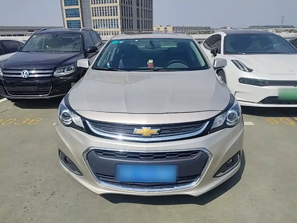 Chevrolet Malibu 2016 2.0L Automatic Luxury фото 3