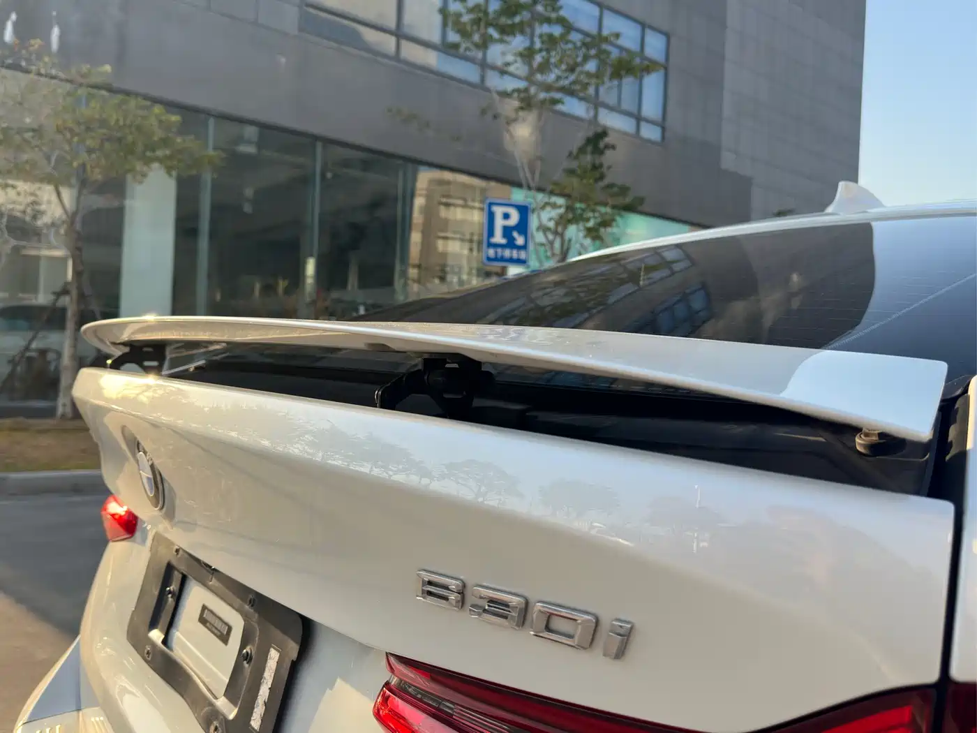 BMW 6 Series GT 2019 630i M Sport Grand Tourer Edition фото 7